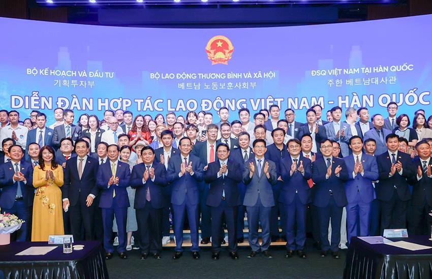 LÃNH ĐẠO ATV THAM DỰ DIỄN ĐÀN LAO ĐỘNG VIỆT NAM- HÀN QUỐC